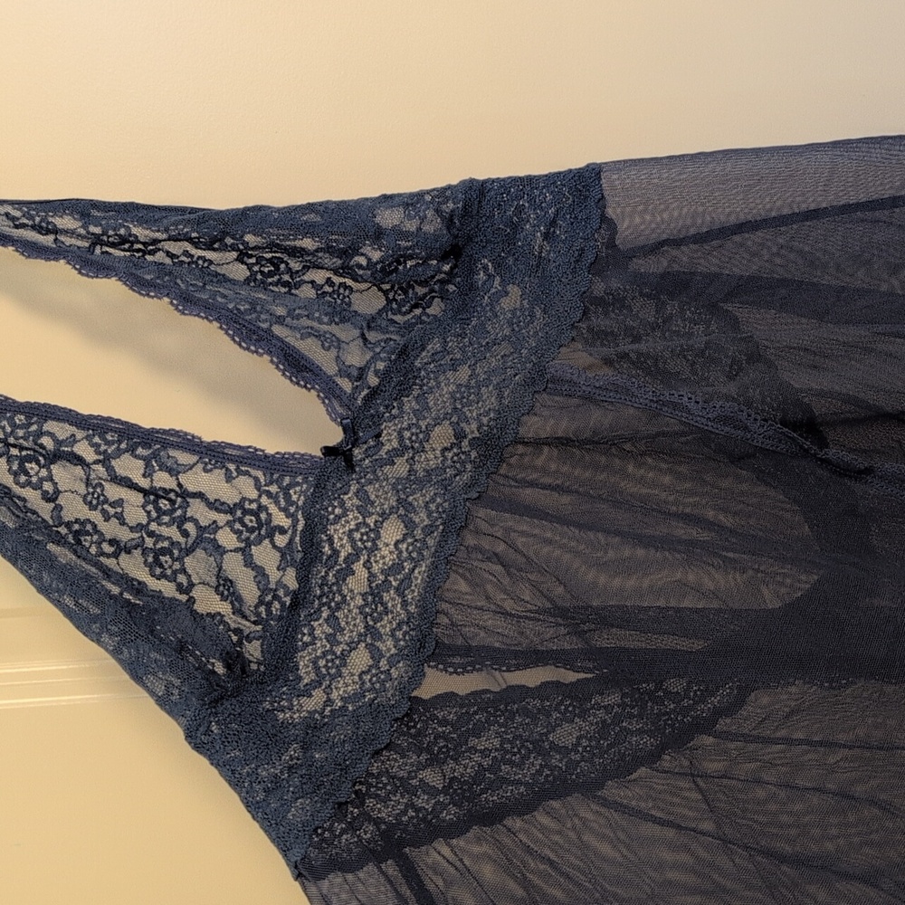 NWOT Victoria's Secret Adjustable Lace Halter Babydoll Chemise 💜